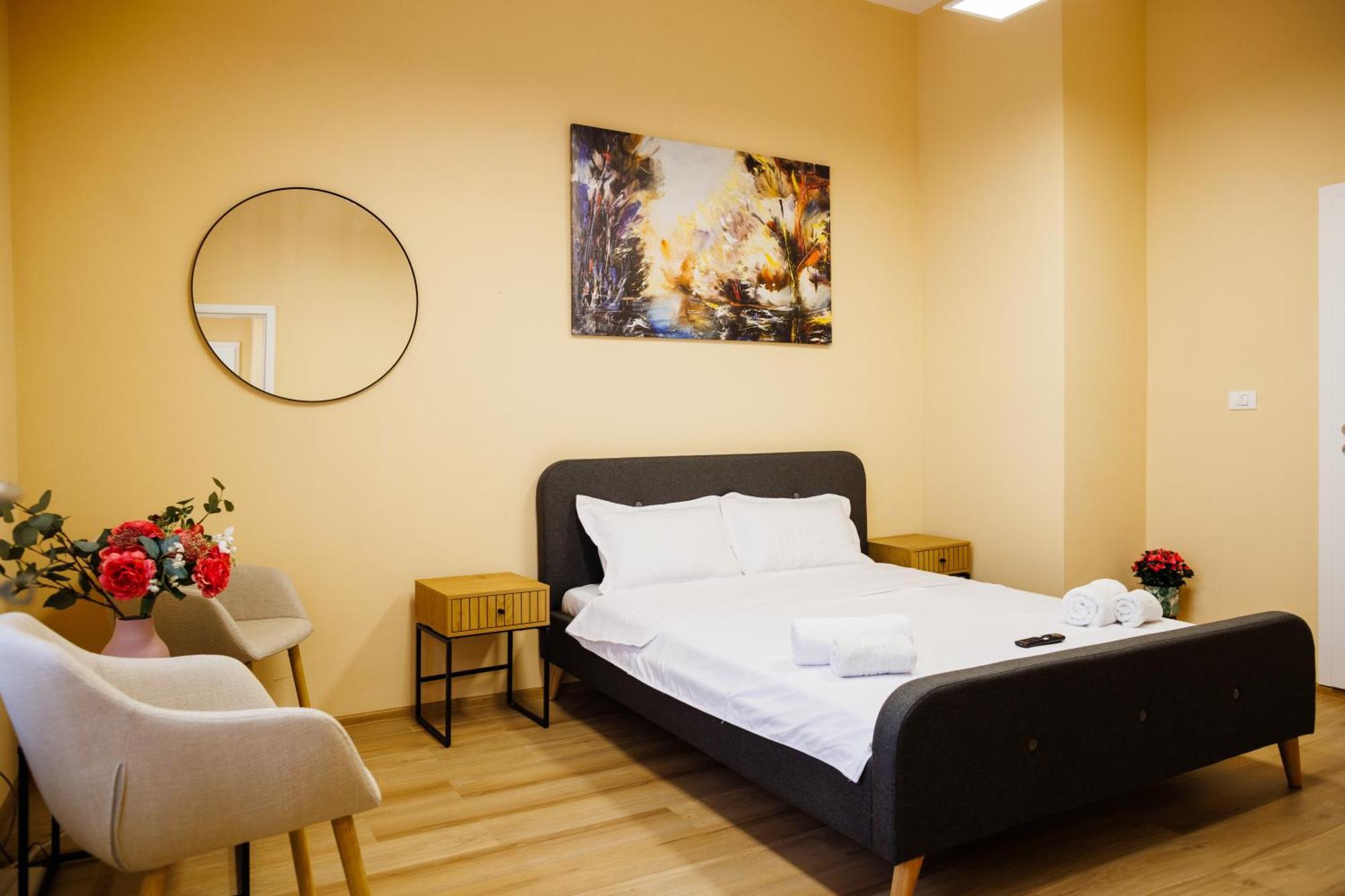 Studio In Old Town'S 1752 Hotel ティミショアラ エクステリア 写真
